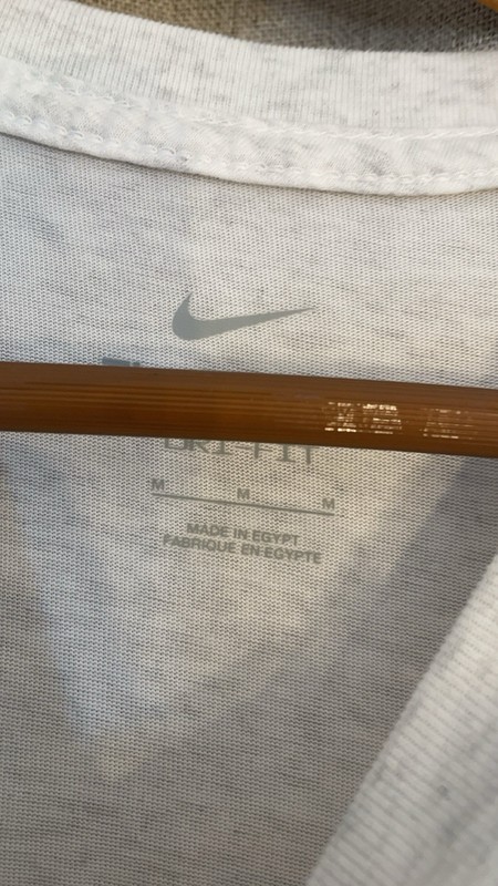 Nike Dri-Fit Size Medium Light Gray T-Shirt Super Soft New W/out Tags gallery