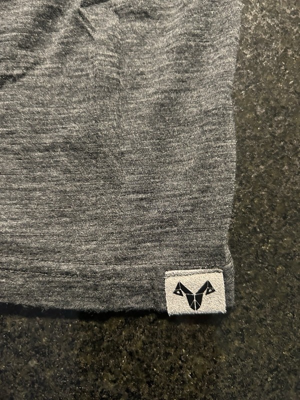 MERINNOVATION Merino Wool Base Layer Men's Medium Wool Rich Blend gallery