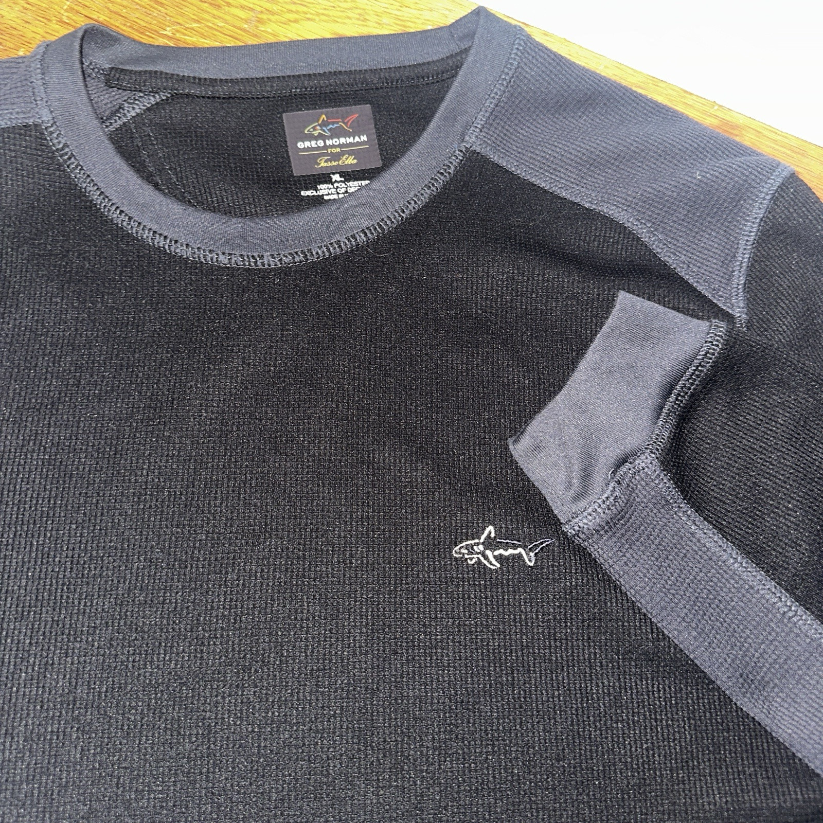 Greg Norman For Tasso Elba long sleeve thermal black & gray shirt - SIZE XL gallery