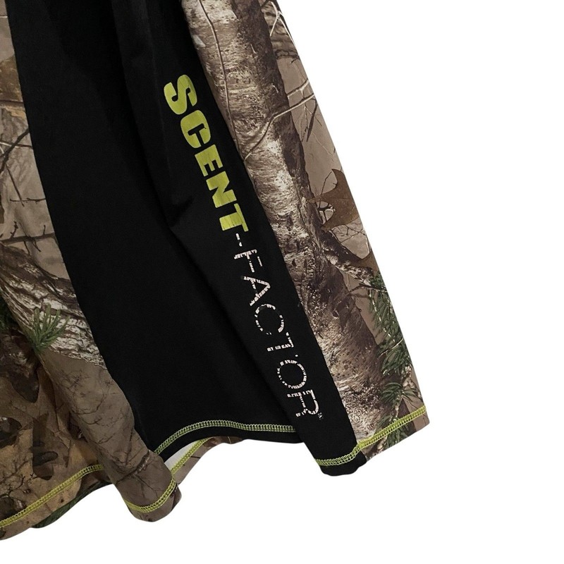 Realtree Hunting Shirt Mens M Scent Factor 1/4 Zip Long Sleeve Camo Camouflage gallery