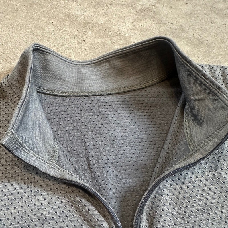 Lululemon Metal Vent Tech 1/2 Zip Pullover Men XXL Grey Mesh Ventilation Active gallery