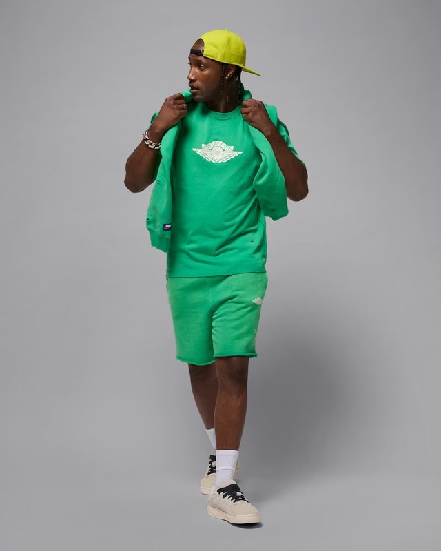 Jordan Rare Air Distressed T-Shirt IB3130-324 Stadium Green (Men’s Medium) M gallery