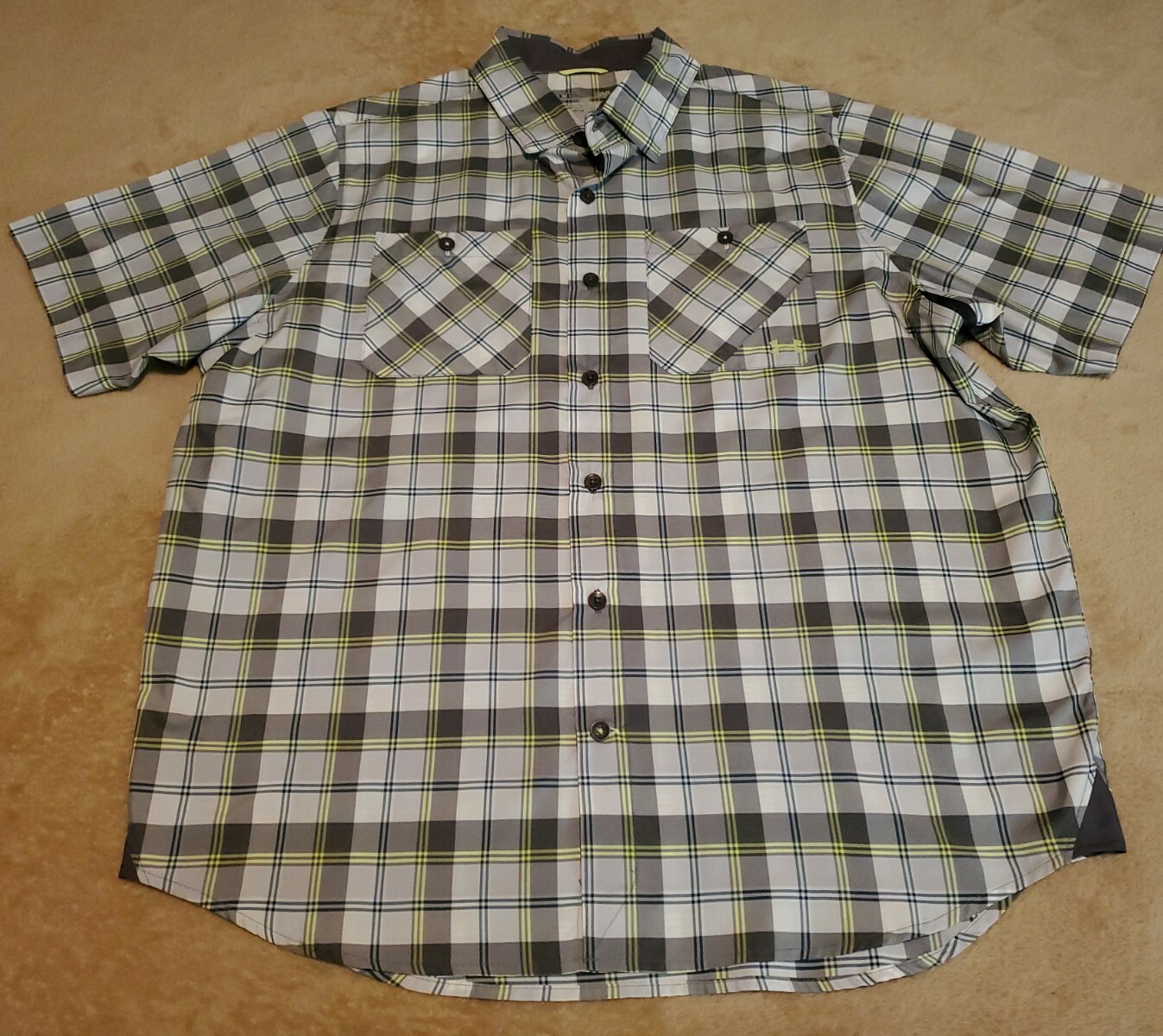 Under Armour mens loose HeatGear button shirt size LARGE gray white yellow plaid gallery