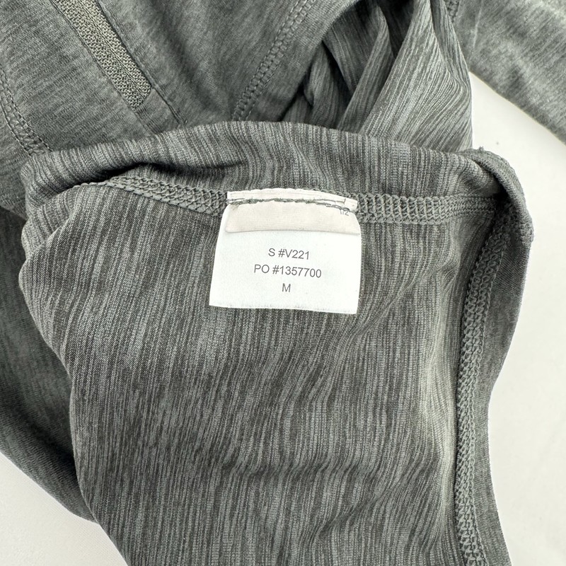 Vuori Ease Performance Half Zip Men’s M Grey Long Sleeve Stretch Pullover V221 gallery