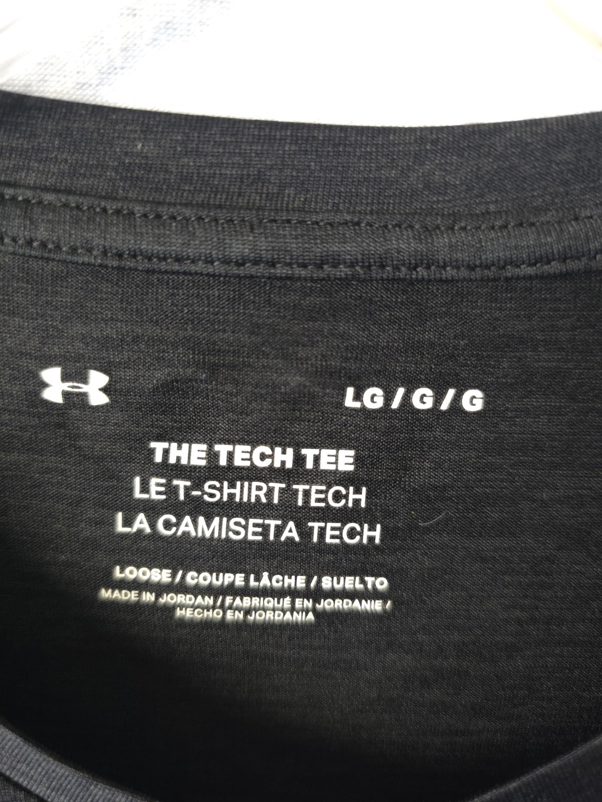 Under Armour Tech Men's Gray V-Neck Short Sleeve Polyester Logo T-Shirt L gallery