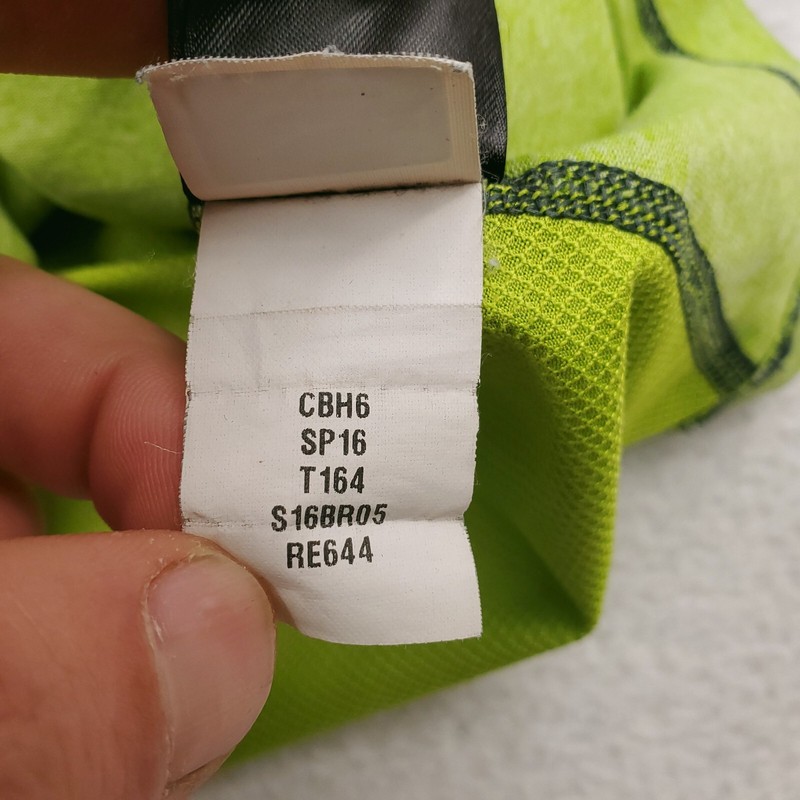 North Face Shirt Mens Medium Green Reactor Running V Neck Flashdry XD Training gallery