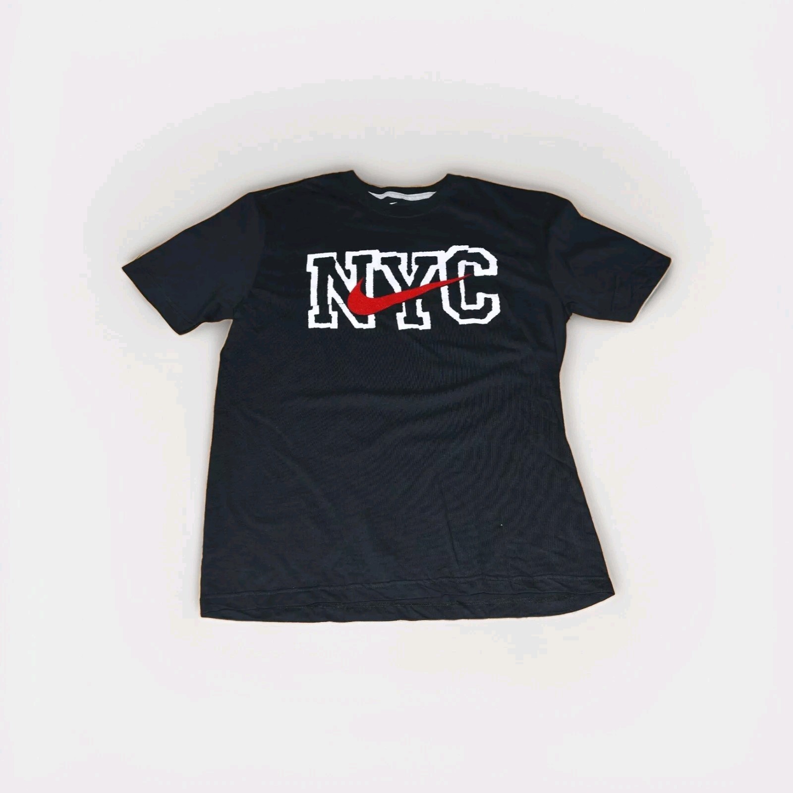 NIKE NYC LOGO MENS SPORTSWEAR T-SHIRT - MENS SIZE MEDIUM gallery