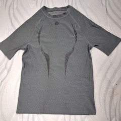 Skins Compression Shirt Mens Size L Large Heather Grey Short Sleeve Base Layer