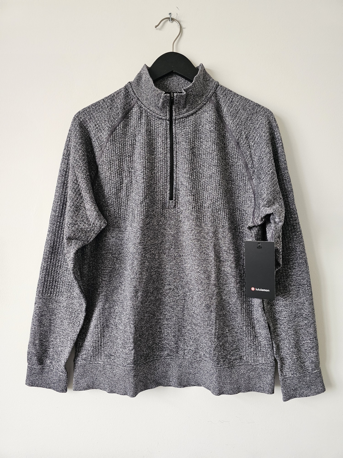 NWT LULULEMON BLK/WHT Grey Engineered Warmth Half Zip Top Men's XL gallery