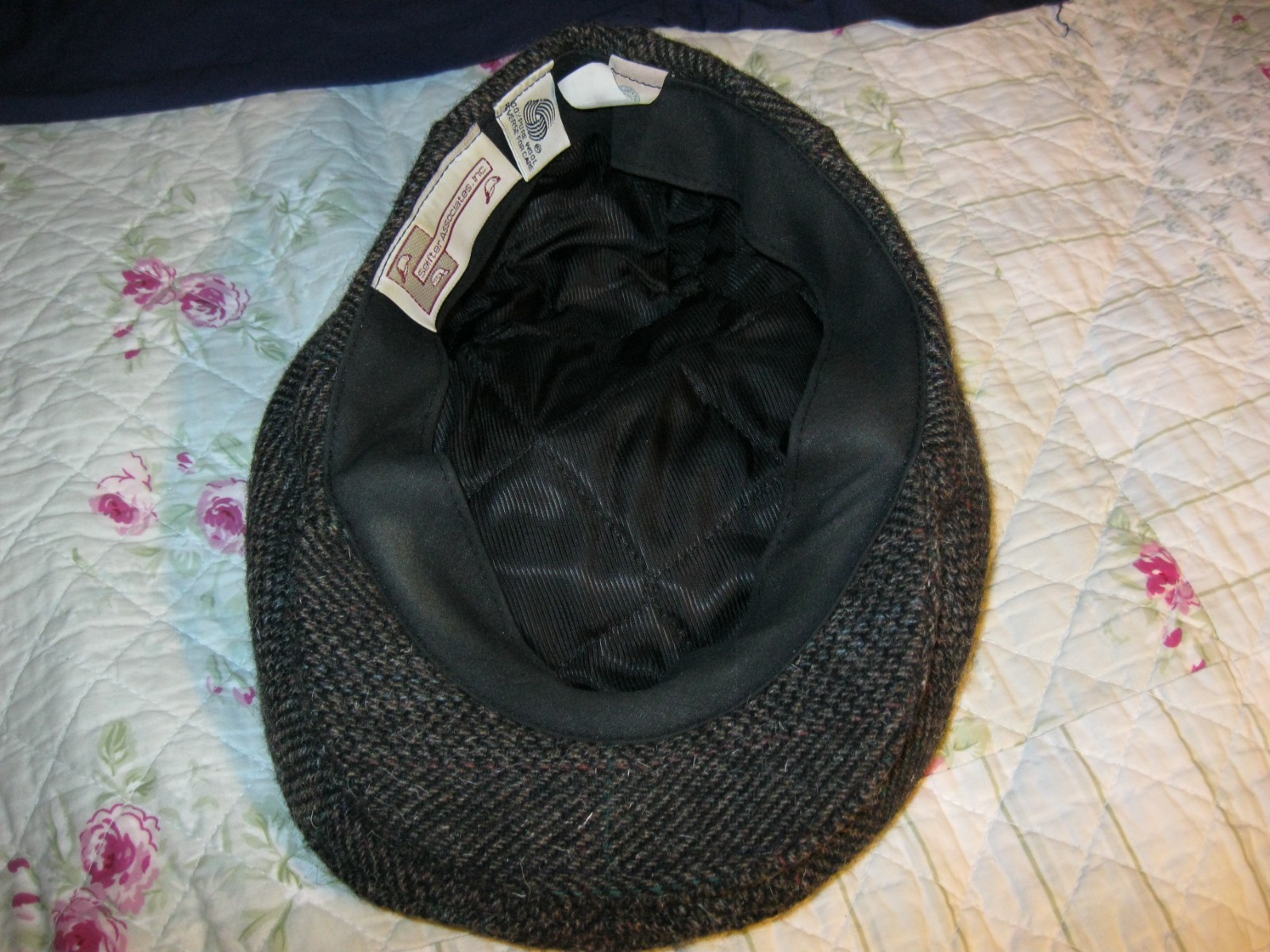 Cabbie's hat, mens medium, excellent, brown wool gallery