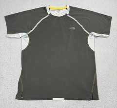 The North Face FlashDry XD Shirt Mens Medium Gray Short Sleeve Raglan Top