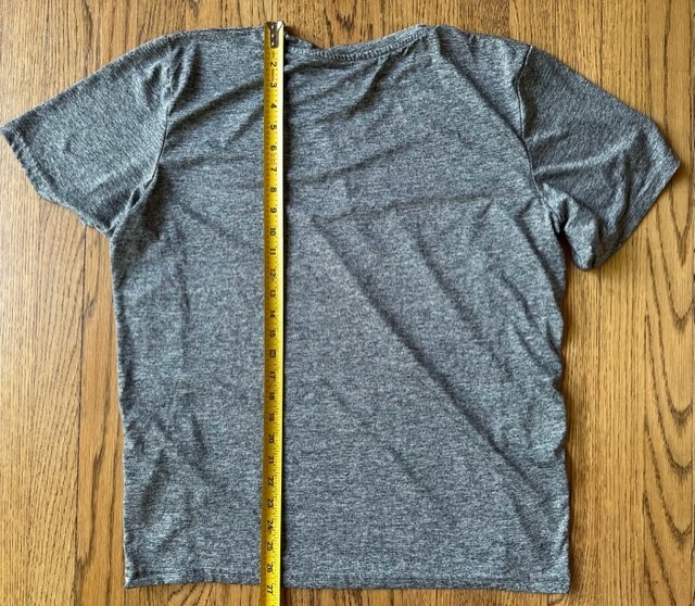 Real Essentials Mens GRAY ATHLETIC GYM SHIRT - Adult Size L - Workout T-shirt gallery