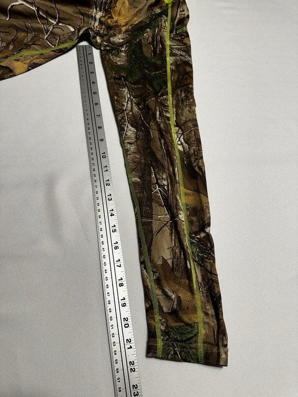 Under Armour Coldgear Infrared Scent Control Realtree Compression Men's Large gallery