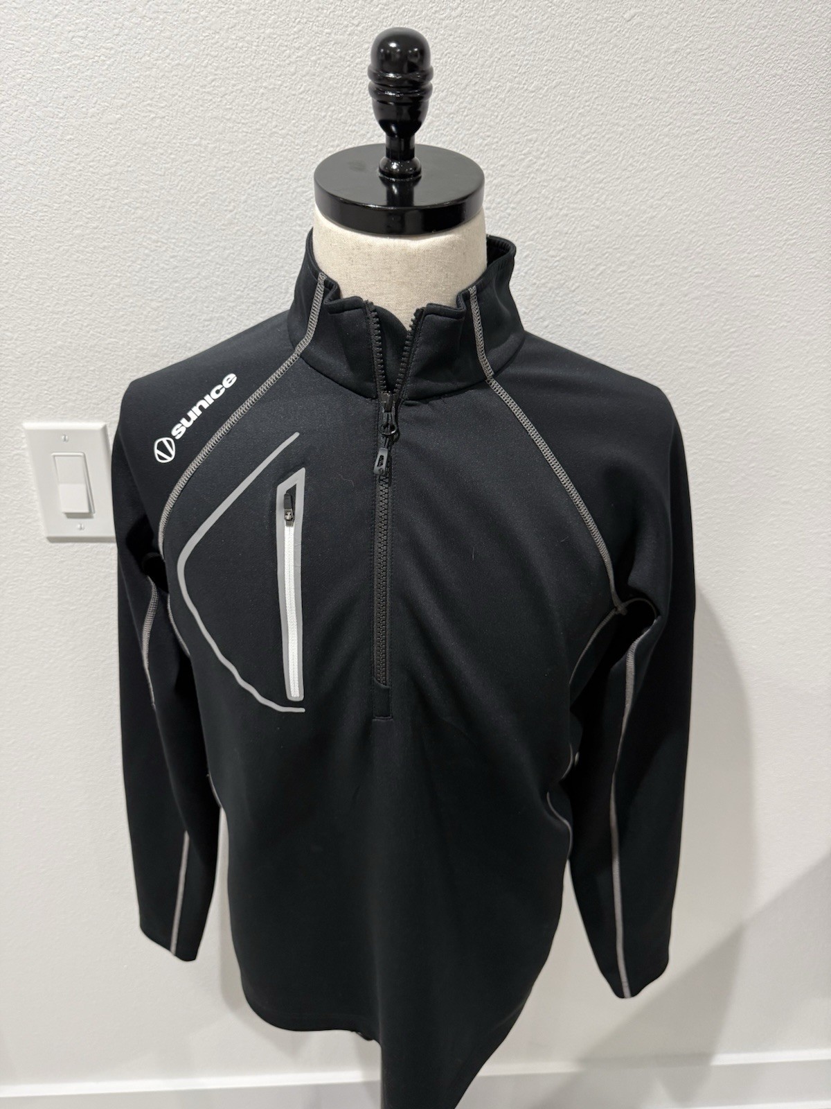 Sunice Mens M Athletic Performance Long Sleeve Shirt 1/4 Zip Black Mock Medium gallery