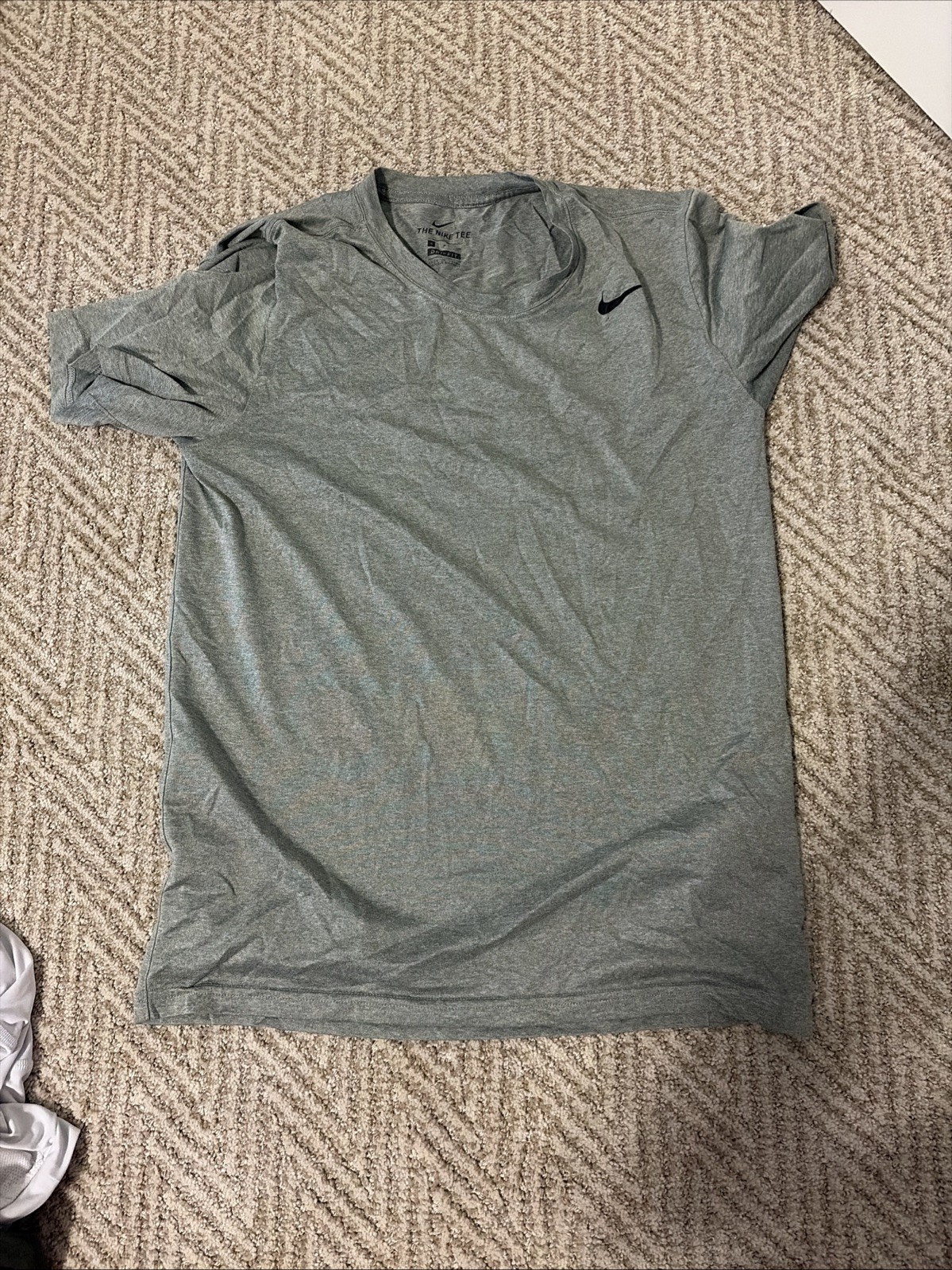 Nike Men's Gray Legend Dri-Fit Short Sleeve Active T-Shirt - S gallery