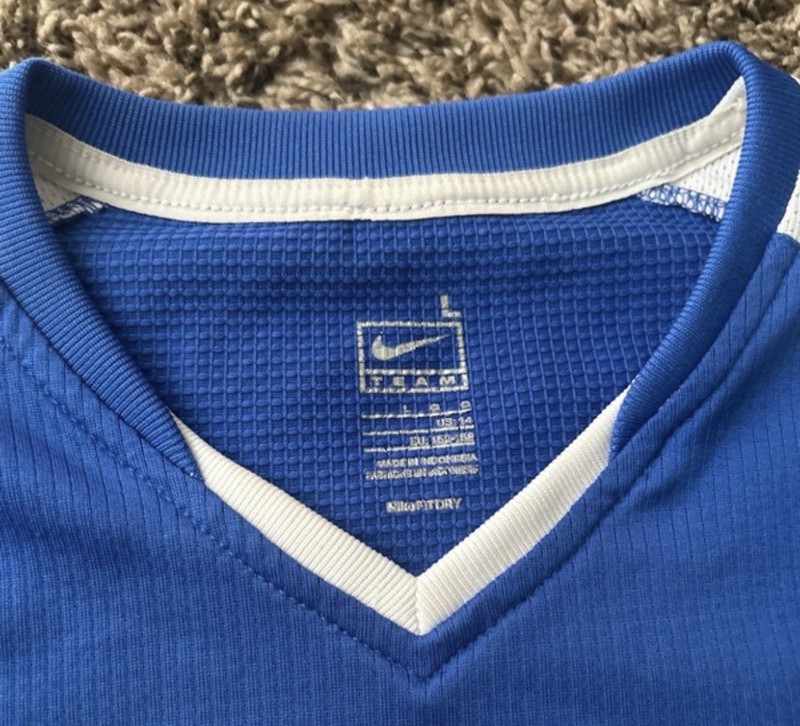 Nike Team Dri-FIT Youth Boys L Blue/White V-Neck Jersey T-Shirt Polyester gallery