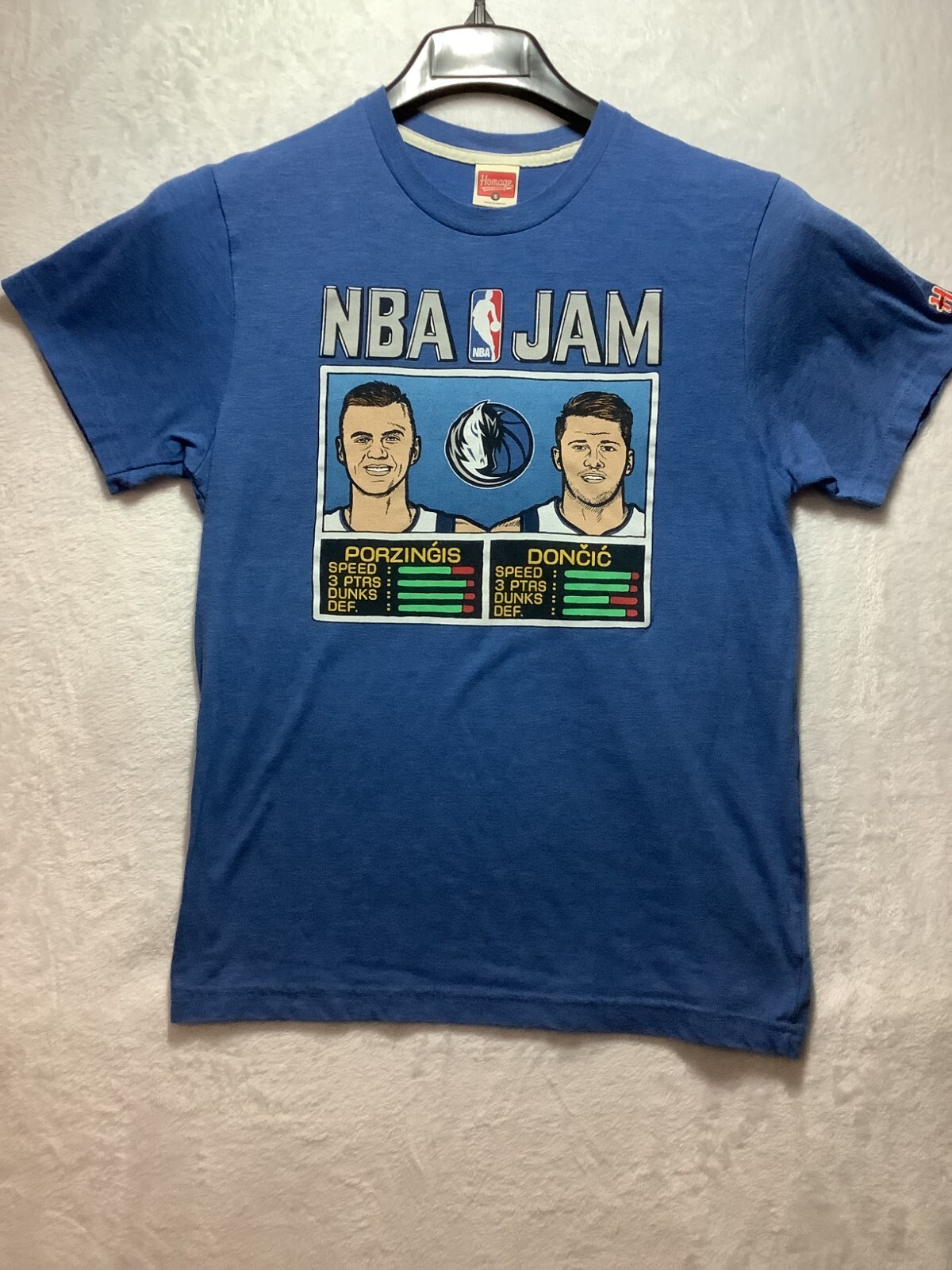 Homage NBA Jam Porzingis Doncic Mavericks Blue T-Shirt Mens Size Small gallery