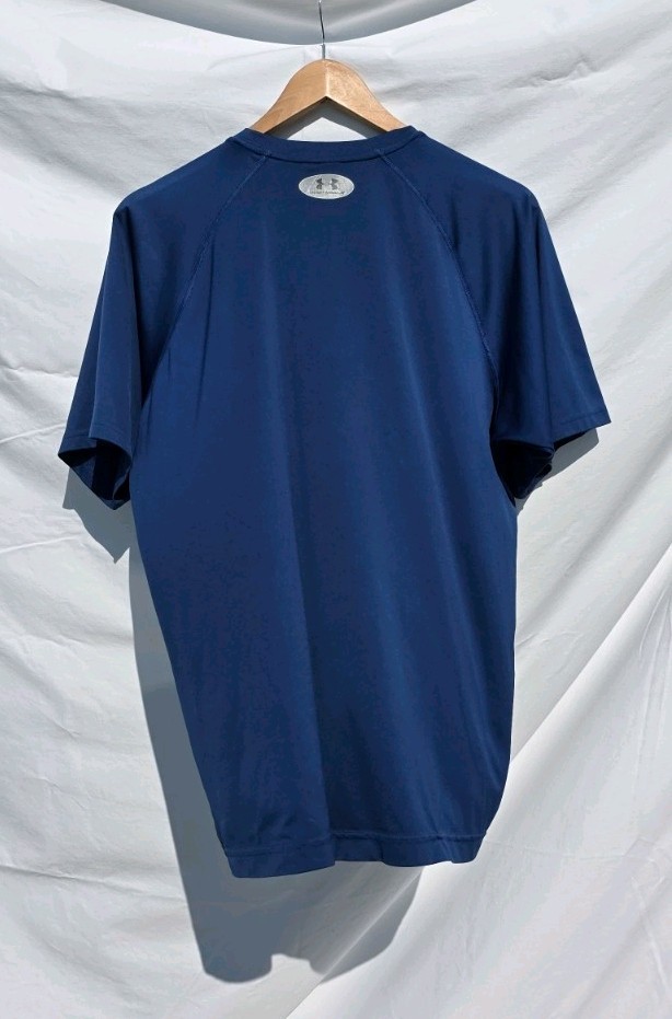 Under Armor Size L Navy Blue Short Sleeve Performance Tee gallery