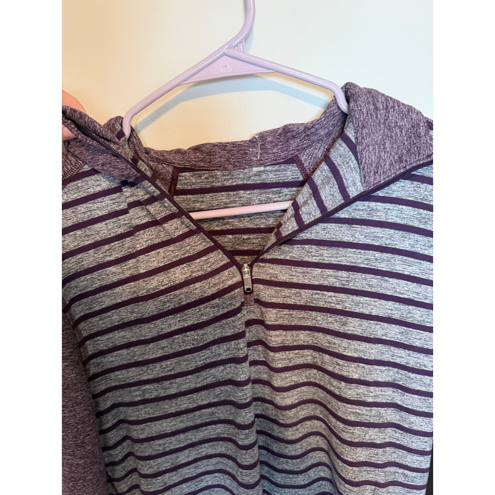 Lululemon Quarter Zip Pullover Womens Purple Gray Striped Long Sleeve Shirt gallery