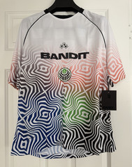 BANDIT Running Unisex Soccer “Home” Kit – World Cup ‘26 Medium NWT