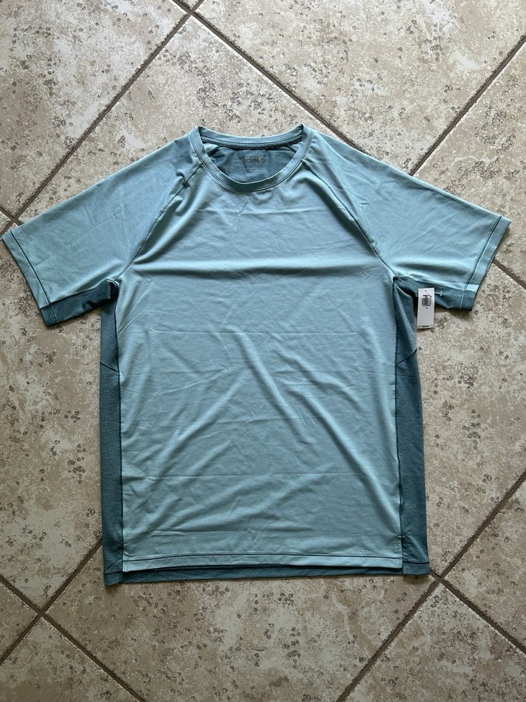 Old Navy- Men's Active Performance Vent Short Sleeve Shirt, Go Fresh, Size M