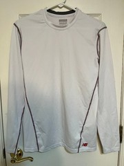 New Balance Men’s Medium White Athletic Performance Shirt Long-Sleeve