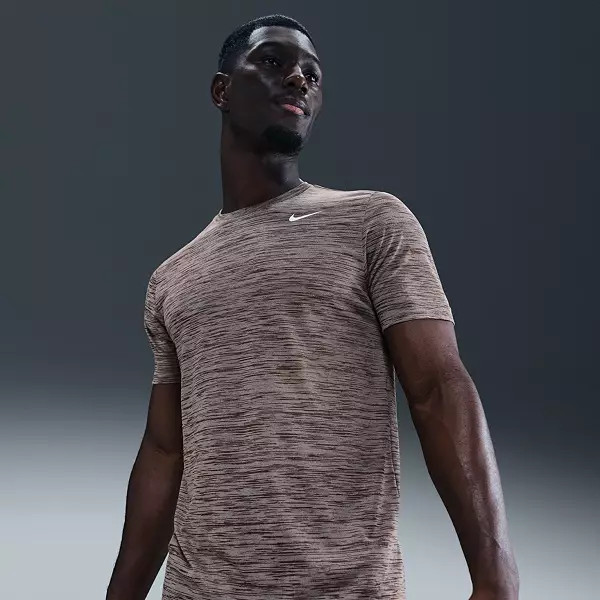 NIKE MENS DRI-FIT LEGEND VENEER Training T SHIRT Size S-XXL NEW Brown FQ3808-411 gallery