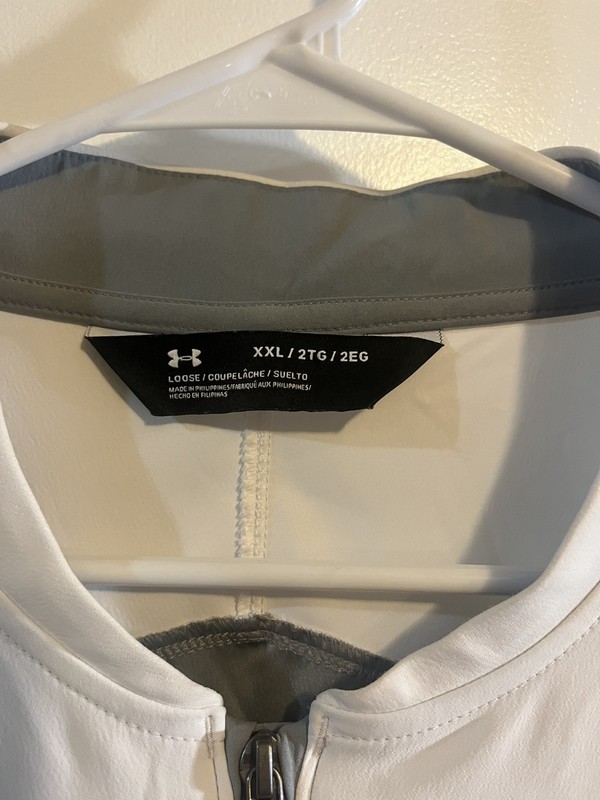 Under Armour Short Sleeve Three Quarter Zip Pull Over - Loose Fit - XXL gallery
