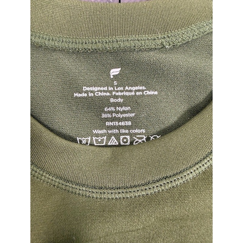 Fabletics Shirt Mens Size Small Performance Workout Gym Polyester Blend Green gallery