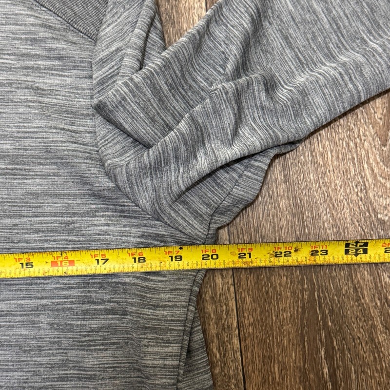 Kjus Liam Techwool Half-Zip Sweater Men's Medium 50 Gray Pullover Company Logo gallery