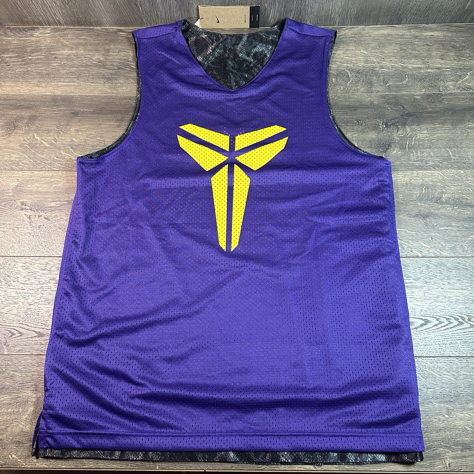 Nike Kobe Standard Issue Reversible Basketball Jersey Men's Sz M FZ0934-010 gallery
