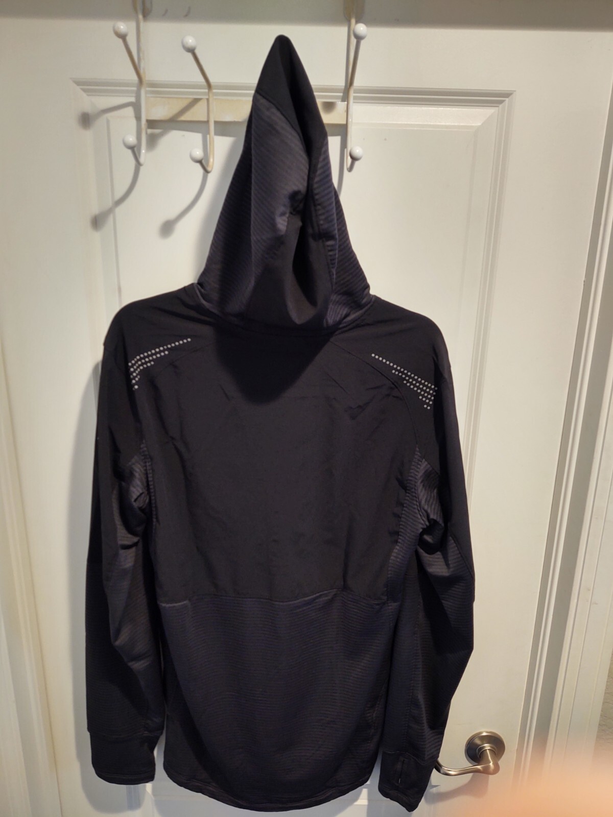 Eddie Bauer Men's Tall Medium High Route Grid Air First Ascent hooded pullover gallery