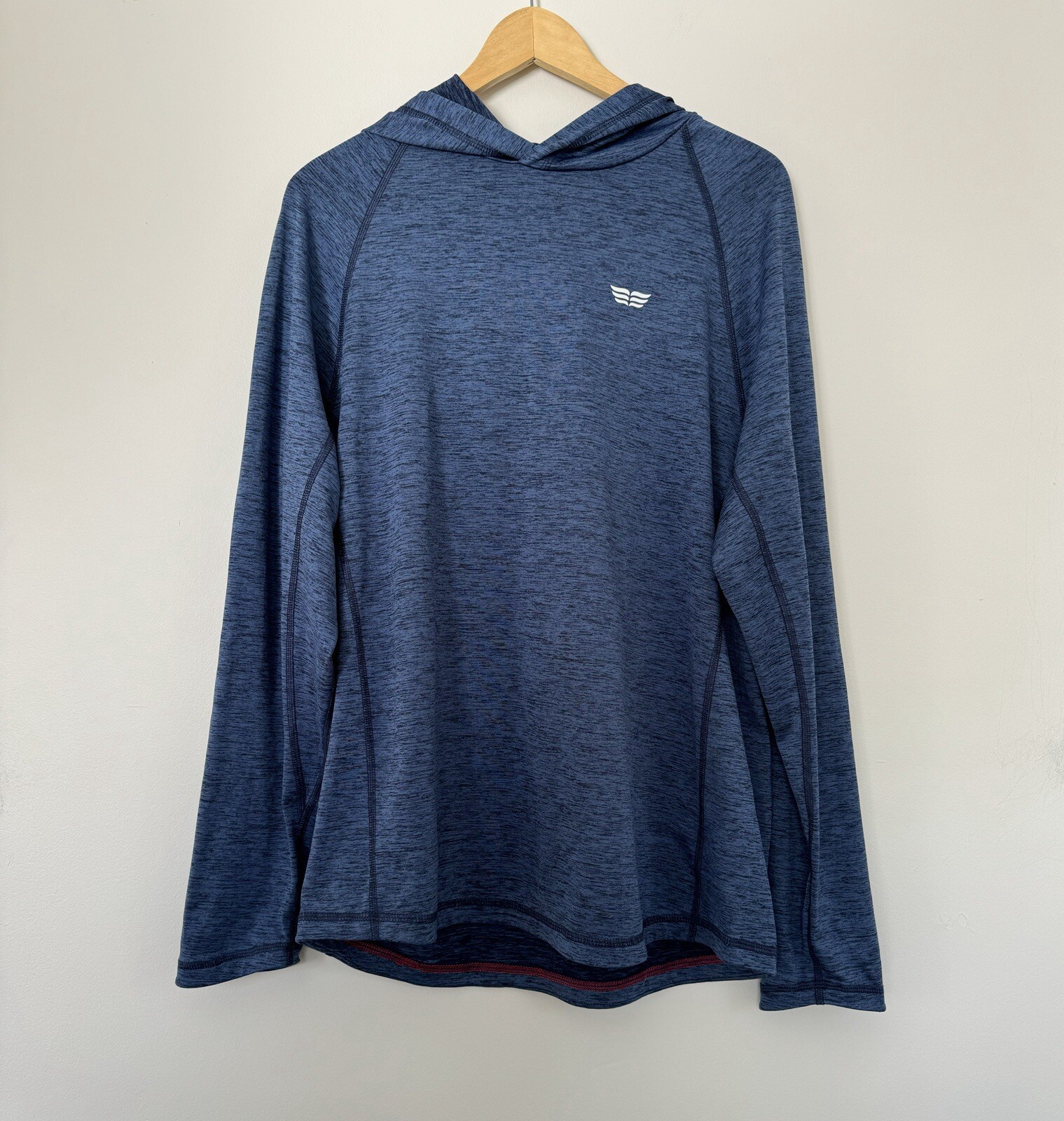 Vineyard Vines Patriotic Tail Harbor Hoodie Tee Long Sleeve | Navy Heather | Med gallery