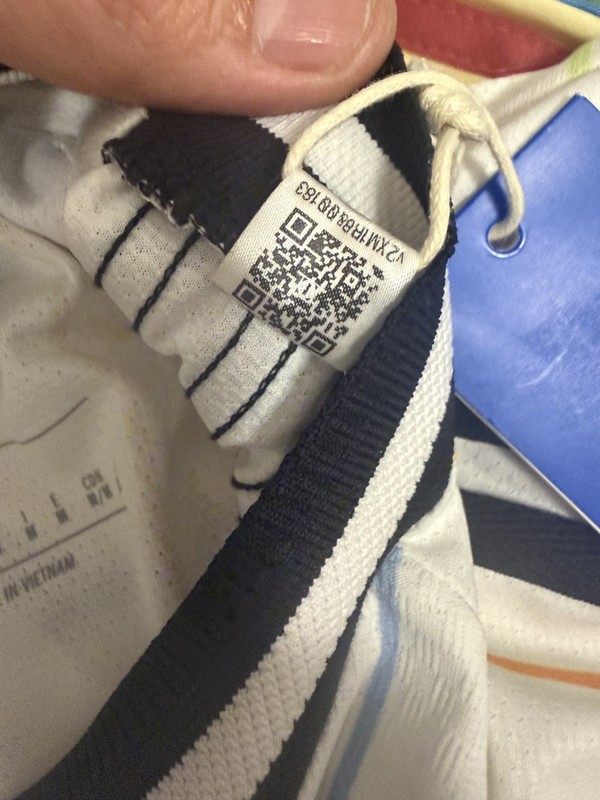 Adidas JAPAN 26’ AWAY Authentic Match Jersey/Kit KD3348 Size US Medium gallery