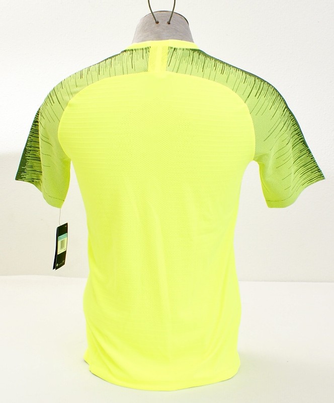 Nike Volt VaporKnit II Short Sleeve Soccer Jersey Men's NWT gallery