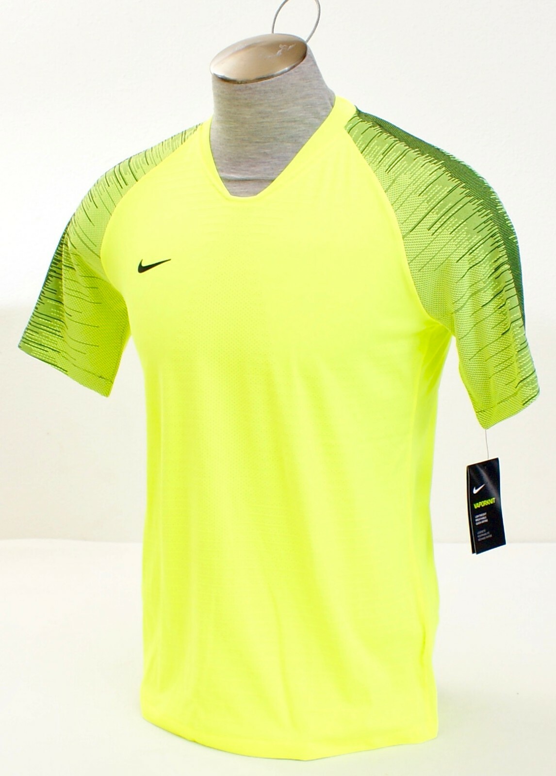 Nike Volt VaporKnit II Short Sleeve Soccer Jersey Men's NWT gallery