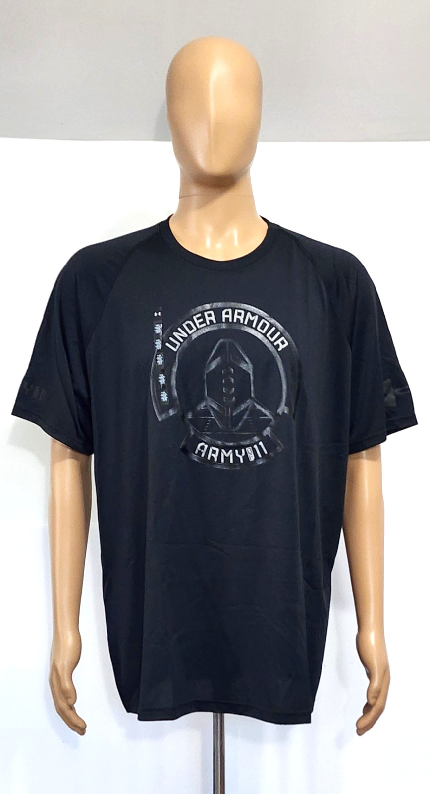 Under Armour Heat Gear Army of 11 Crew Neck T Shirt Mens X-Large Loose Fit gallery