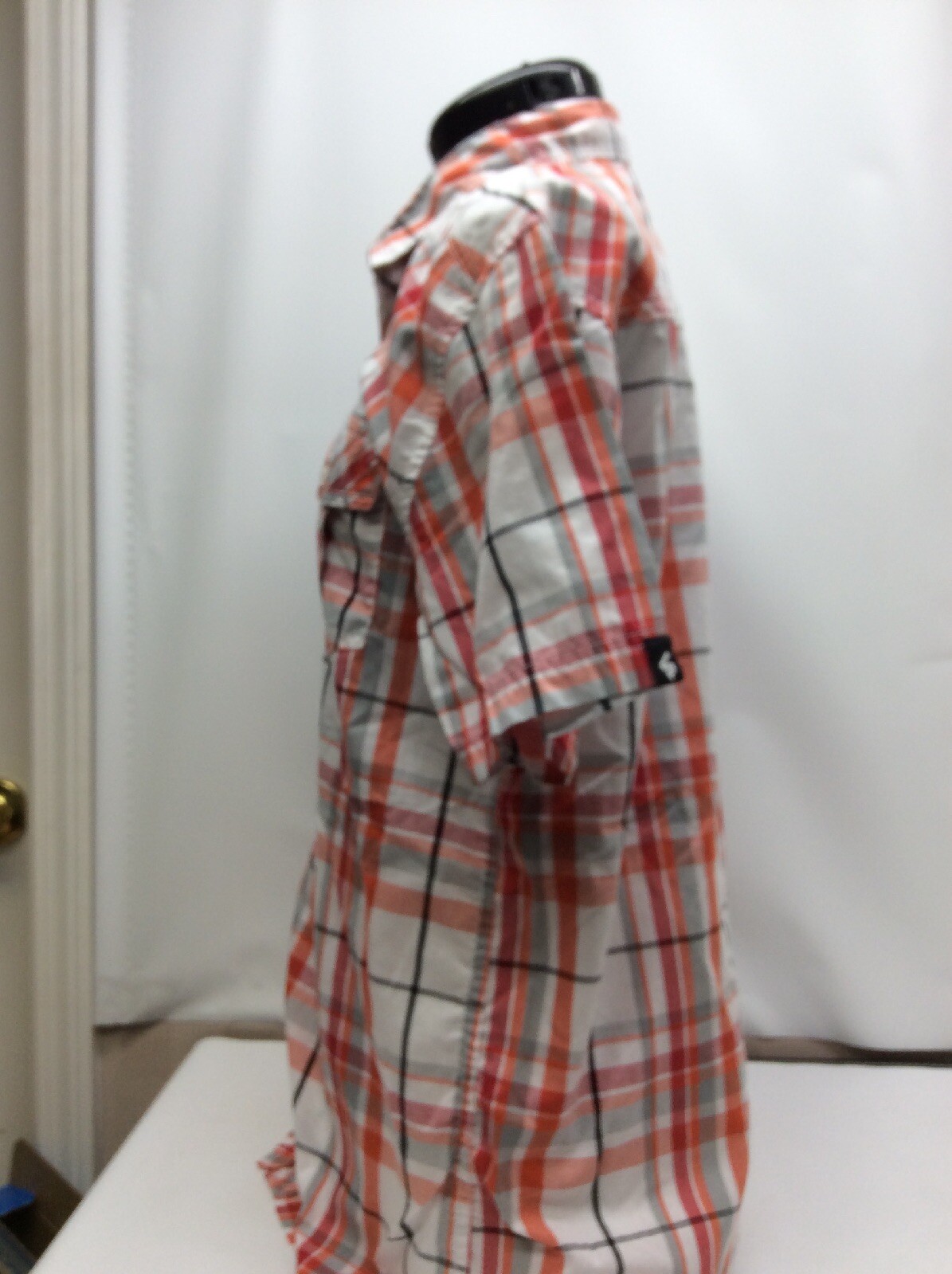 South Pole Extra Large Men’s Athletic Collection. Button Down Red White Plaid gallery