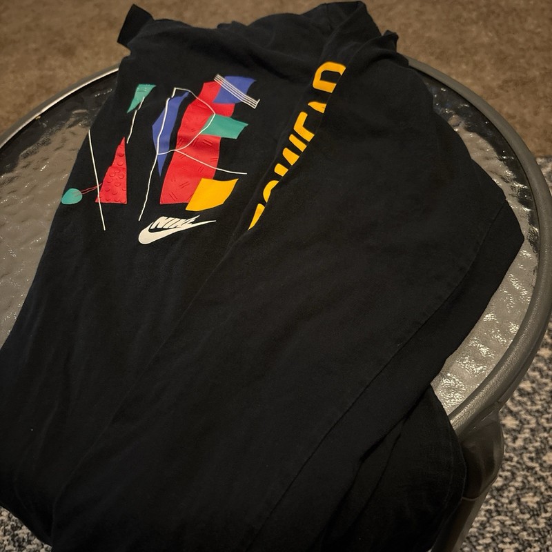 Black Nike sportswear long sleeve w/ bold graphics #90s #retro gallery