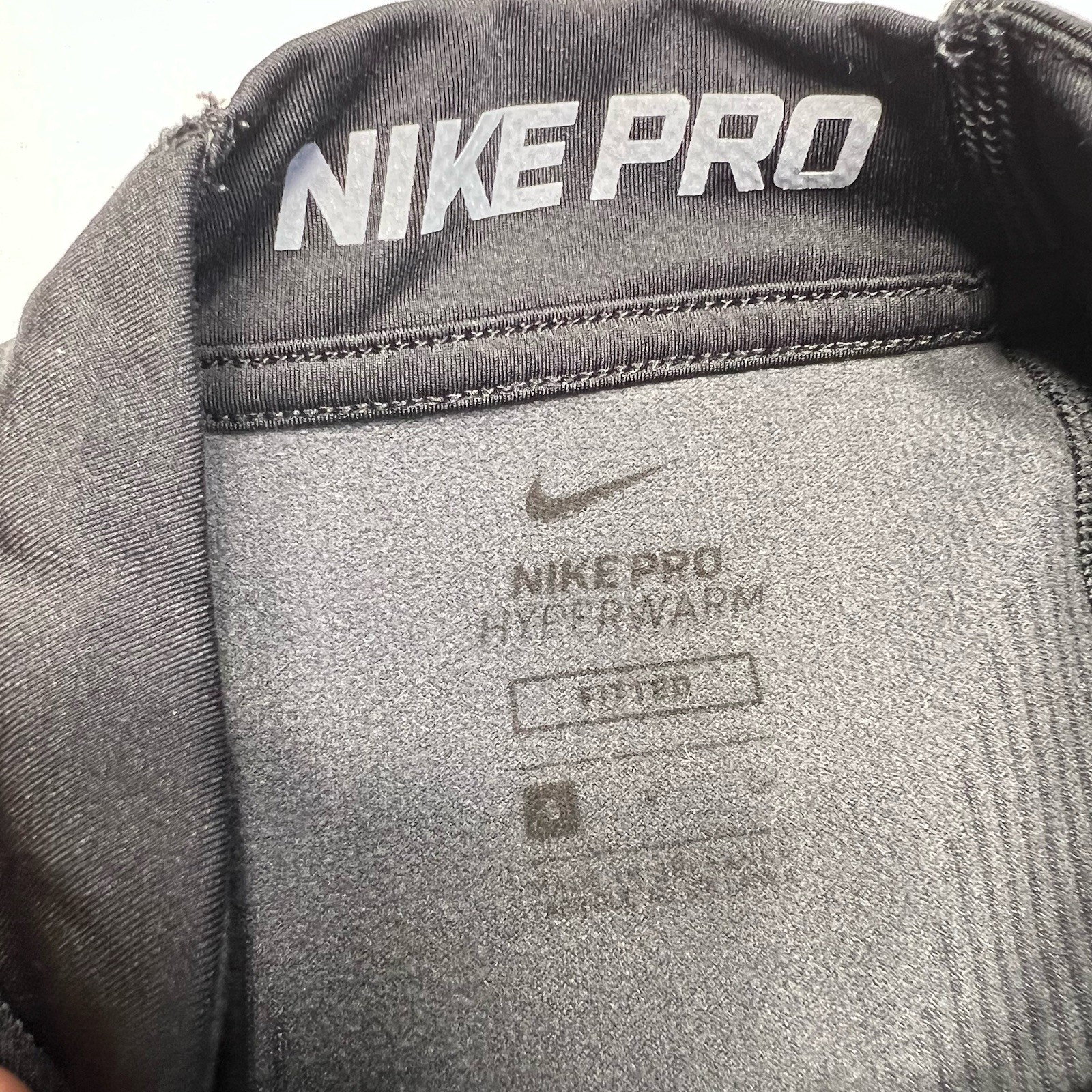 Nike Pro Hyperwarm Dri-Fit Shirt Mens Small 1/4 Zip Pullover LS Fitted Black gallery