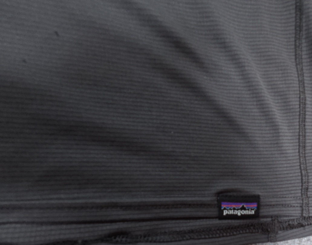 PATAGONIA LIGHTWEIGHT Gray Medium Capilene Cool Hiking Climbing Baselayer Shirt gallery