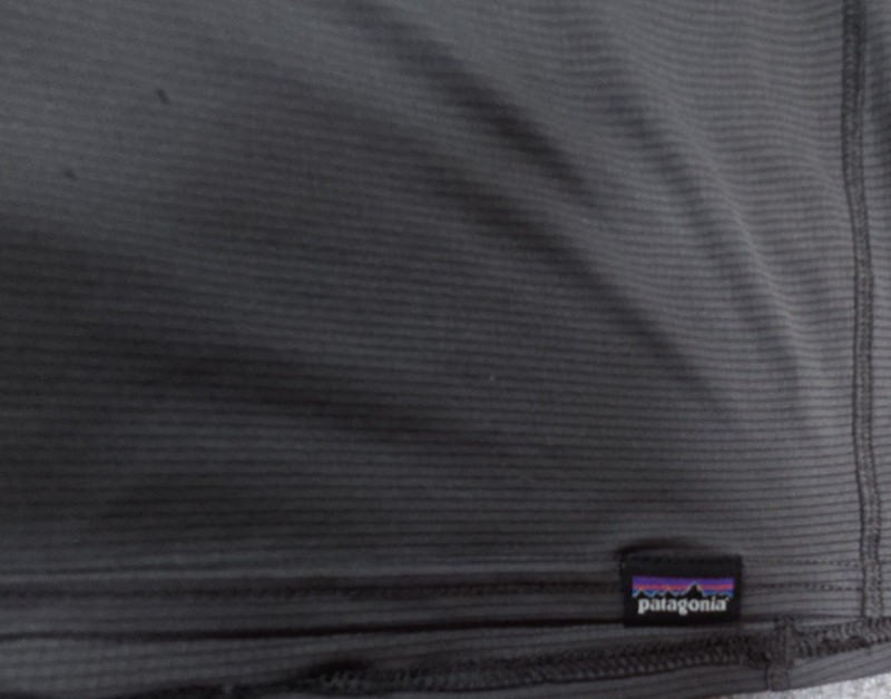 PATAGONIA LIGHTWEIGHT Gray Medium Capilene Cool Hiking Climbing Baselayer Shirt gallery
