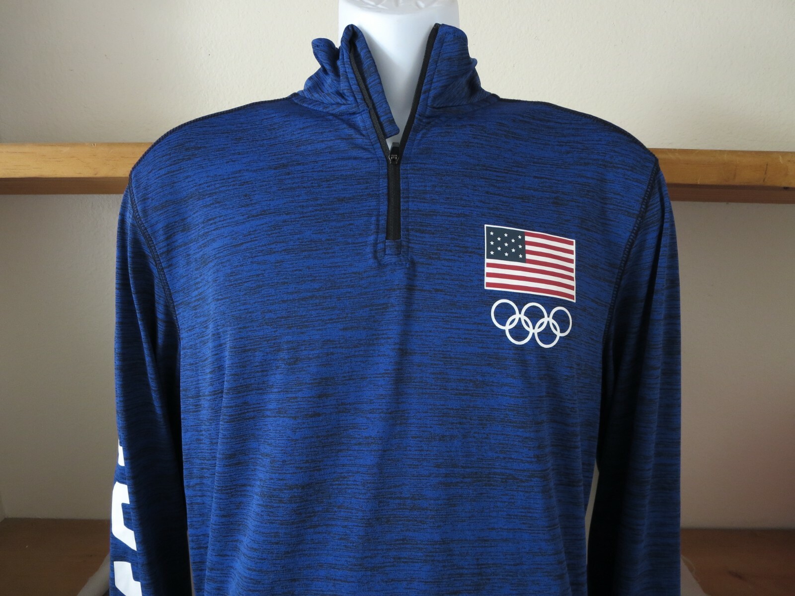 NEW Men's Team USA 1/4 Zip Intensity Shirt Size Medium Team Apparel Sport NWOT gallery