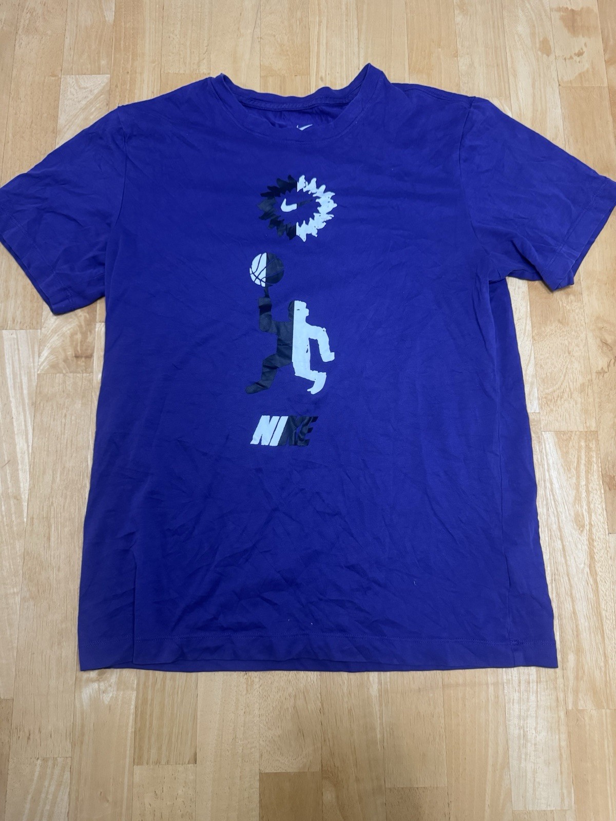 Nike Dri-FIT men's fitness t-shirt unique graphic design Size Small Purple gallery