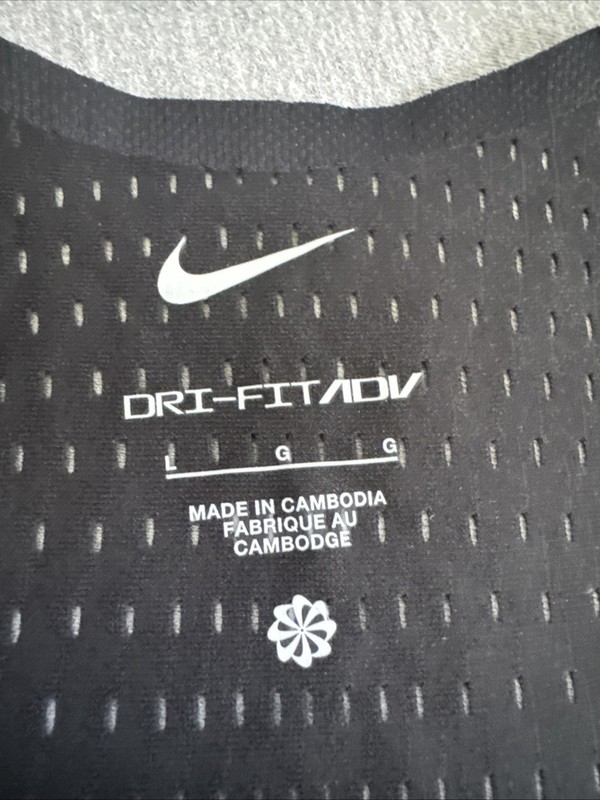 Men’s Nike AeroSwift Dri-FIT ADV Running Tank Top Black FN4231-010 L gallery