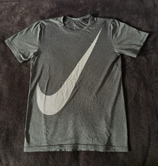 Nike Breathe Dri-Fit large geometric check heather black tee men’s small NWOT