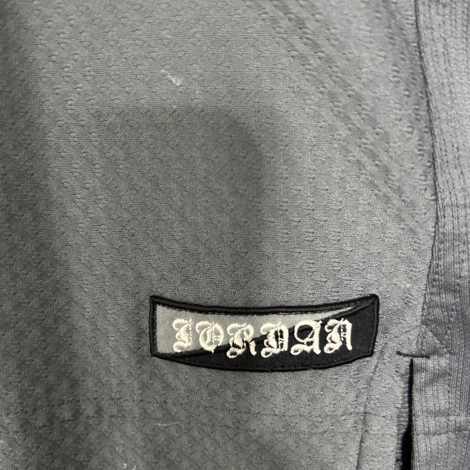 Jordan Jersey 23 Men's Size M Gray White Black Old English Letter Logo Vintage gallery