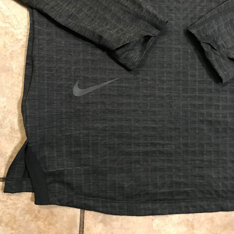 Men's NIke Pro Tech Pack Long Sleeve Running Shirt-Size: M (BV4503) gallery
