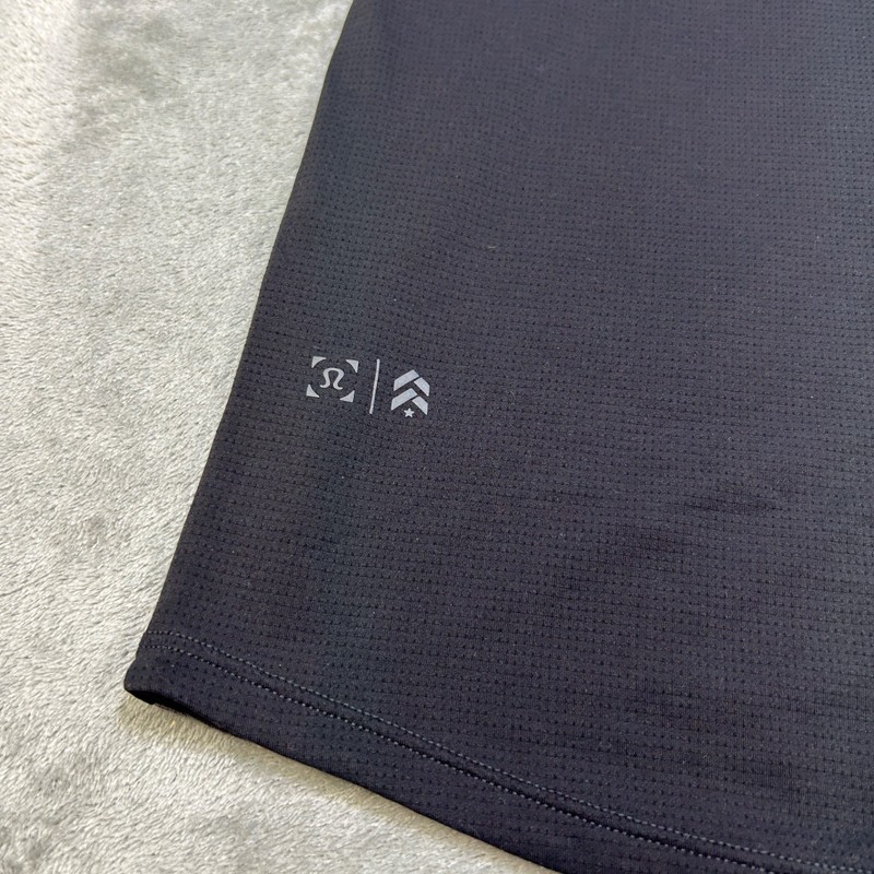 Lululemon x Barrys Shirt Mens Medium Gray Stronger As One Crew Neck Athletic gallery