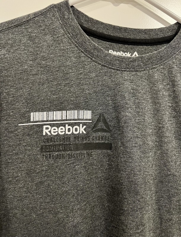 Reebok Men's T-Shirt Size MEDIUM Logo Gray Active Top gallery